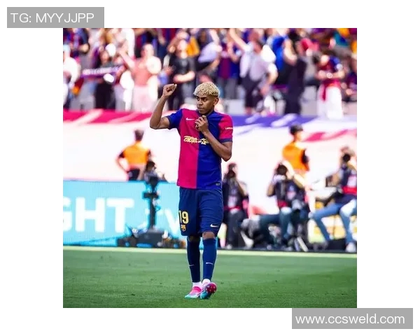 巴萨4连胜再创佳绩球迷欢呼期待未来更辉煌的表现