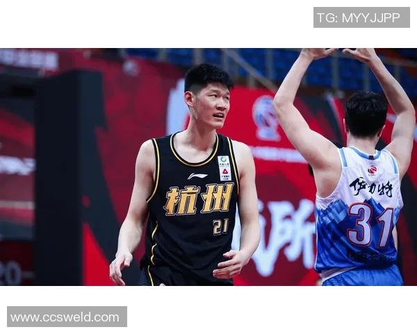 胡金秋泪洒赛场CBA历史新篇章揭幕新王荣耀加冕